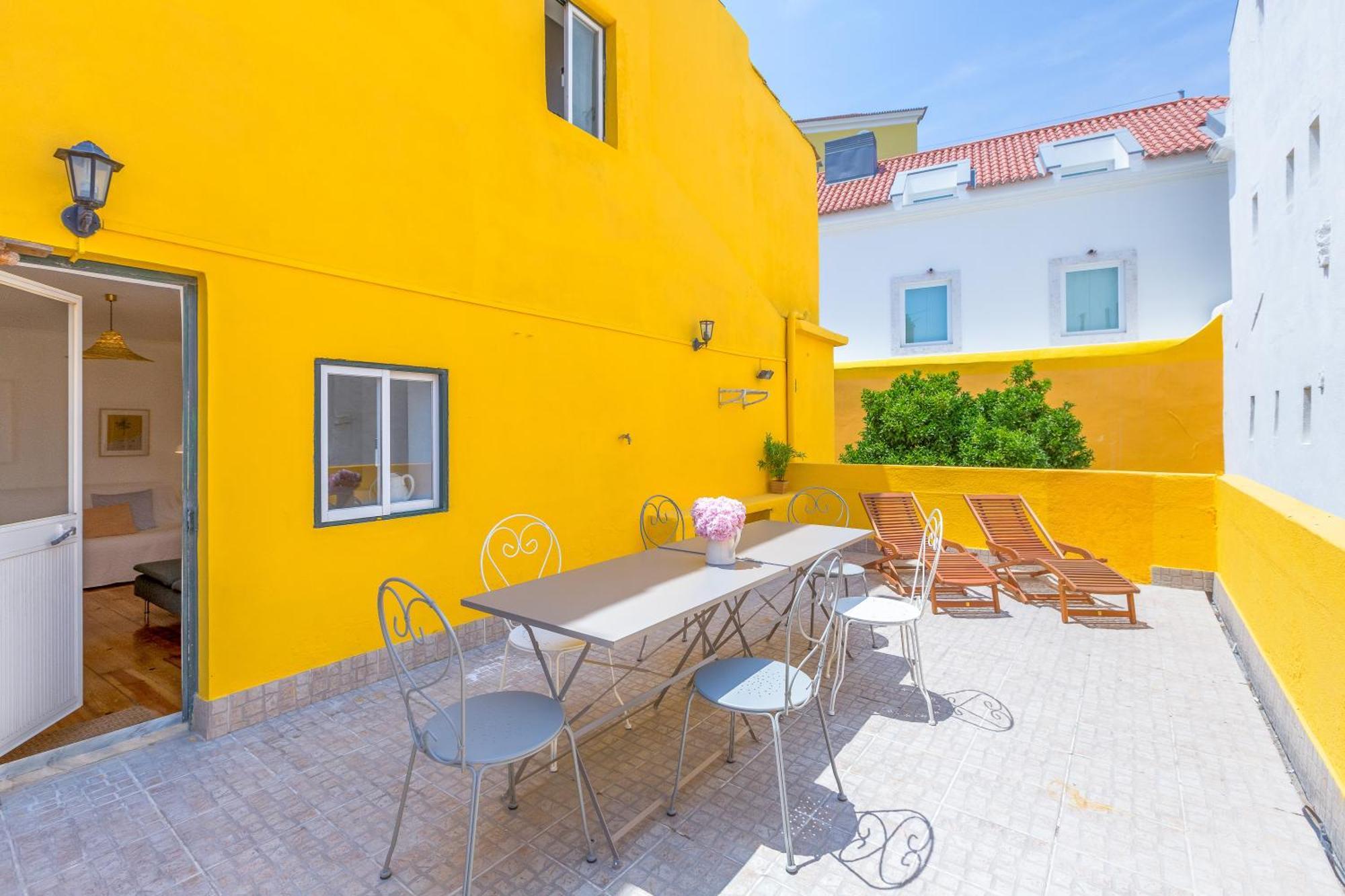 Alfama, Bright And Spacious With Private Terrace, By Timecooler Лиссабон Экстерьер фото